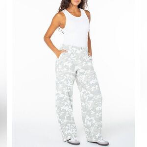 Celebrity Pink Juniors' Camo-Print Wide-Leg Parachute Pants